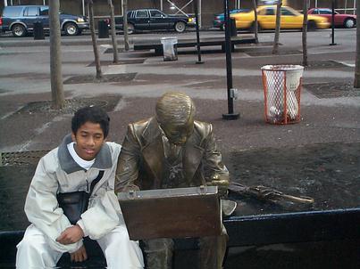 shem and statue